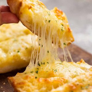 9" Cheesy Garlic Bread Pizza